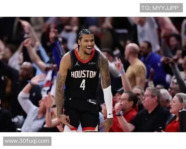 未来多年首轮已挥霍！太阳拆分三巨头 布克+格林能否抡出一片天？