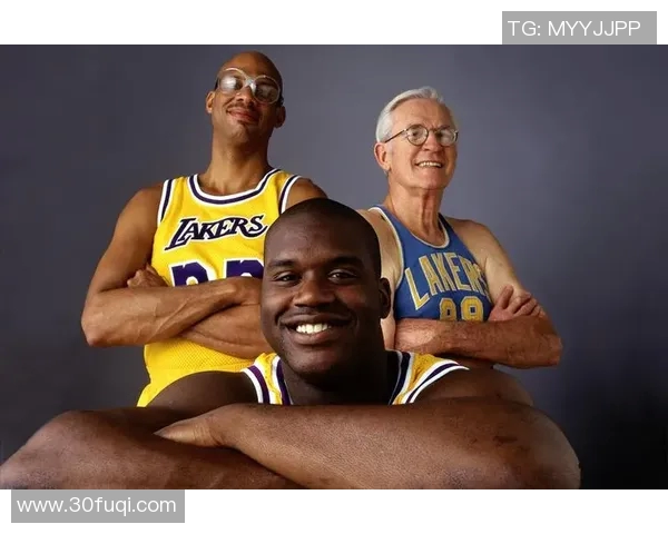 湖人队史最重要的球星排行榜，奥尼尔科比上榜，第一是谁？