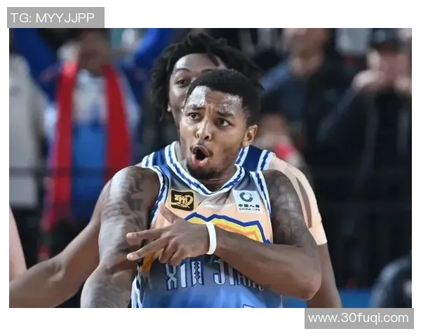 NBL官方：老鹰球员皮特森需提交书面道歉并承担设施损坏费